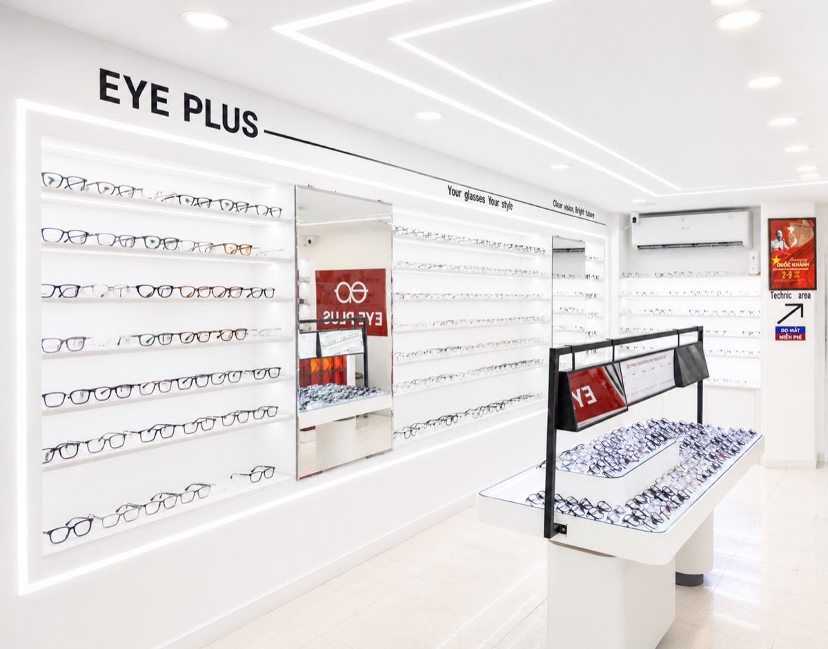 Không gian cửa hàng Eye Plus